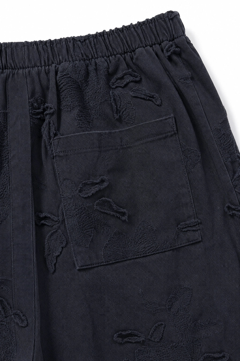Black Floral Appliqué Pant