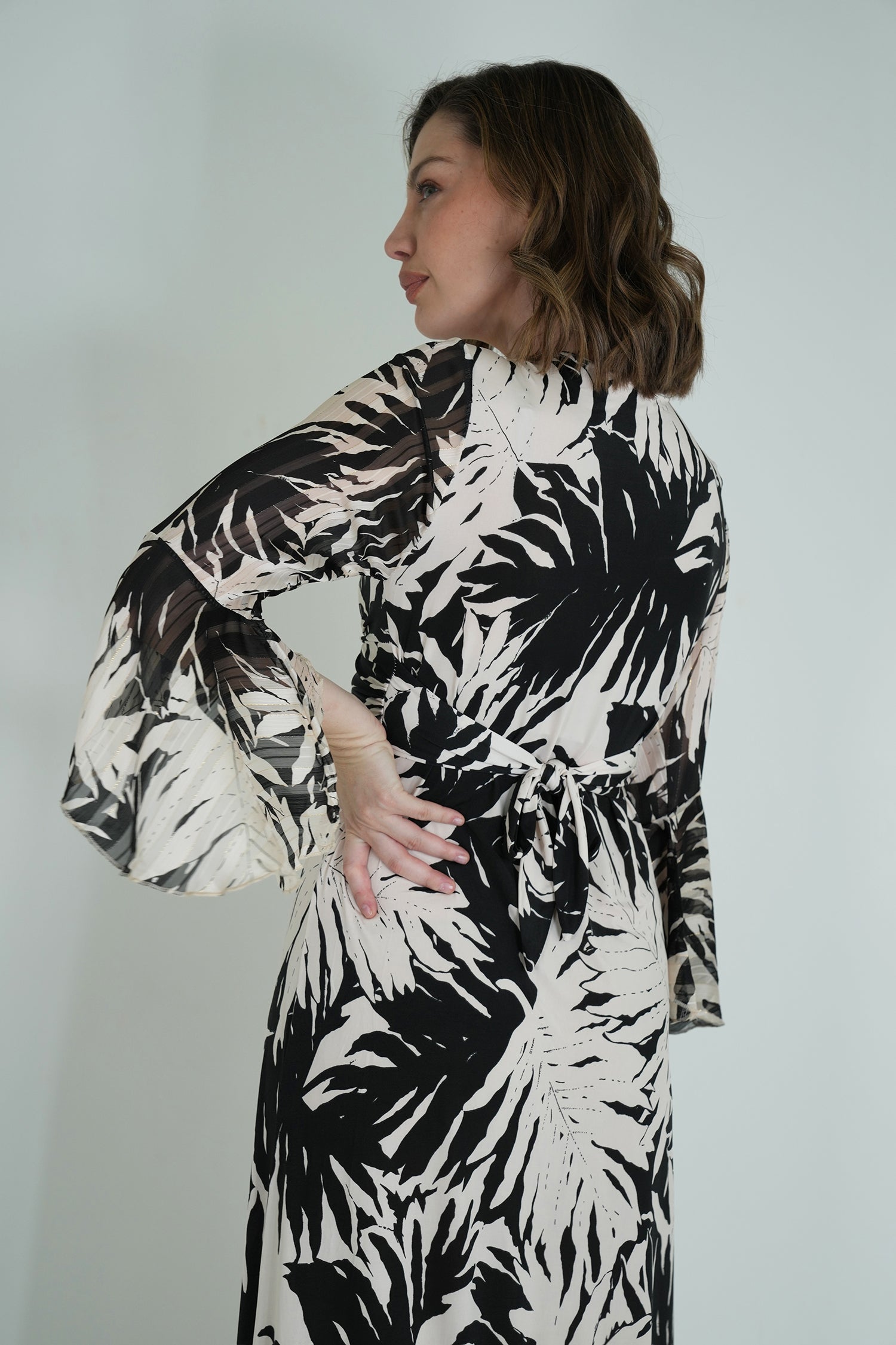 Monochrome Leaf Print Knot Dress With Sleeves