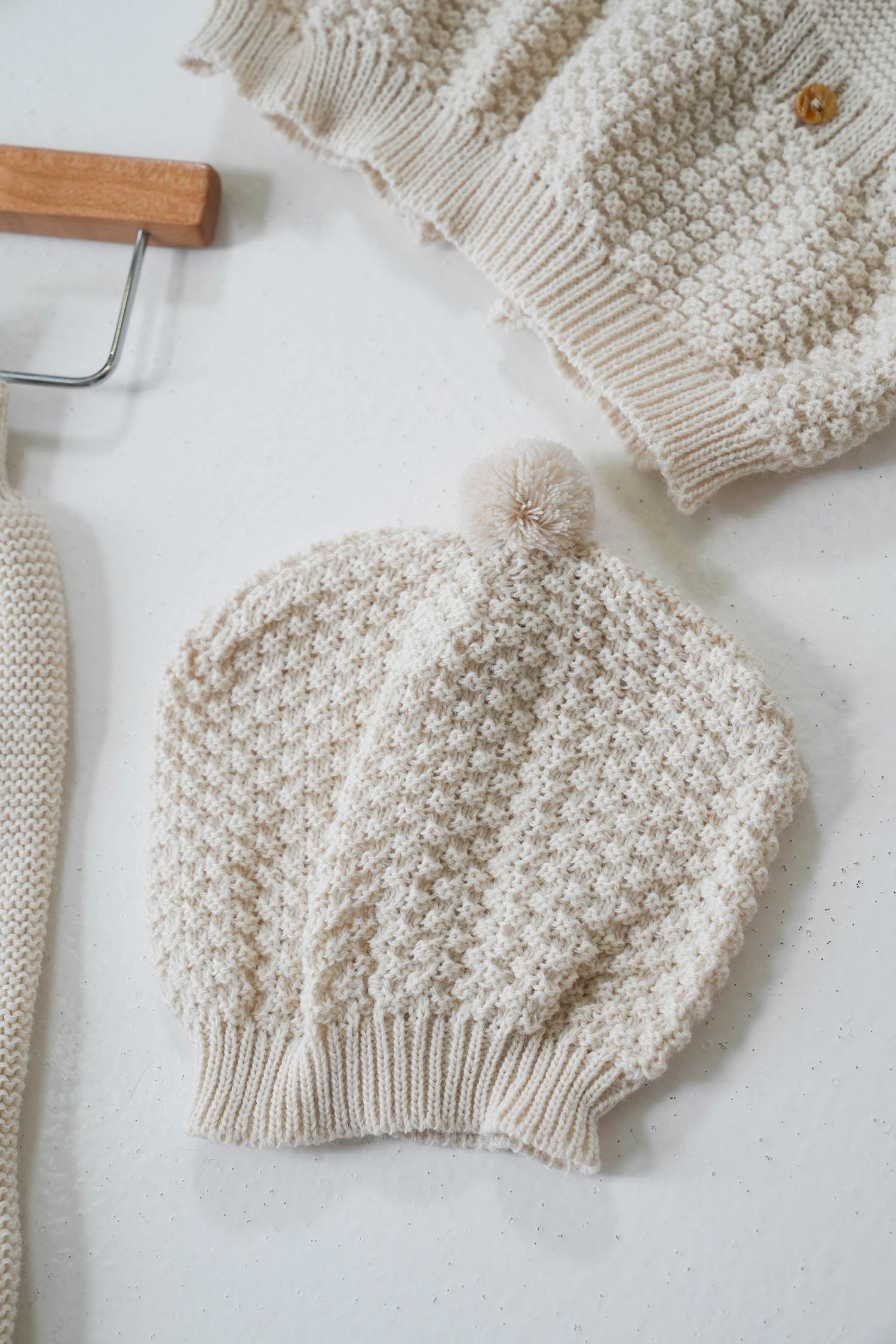 Beige Knit Newborn Set
