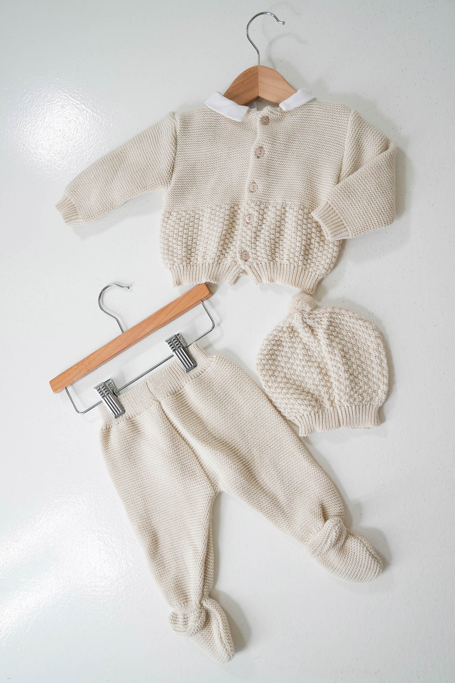 Beige Knit Newborn Set