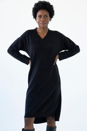 Black V-Neck Knitted Dress