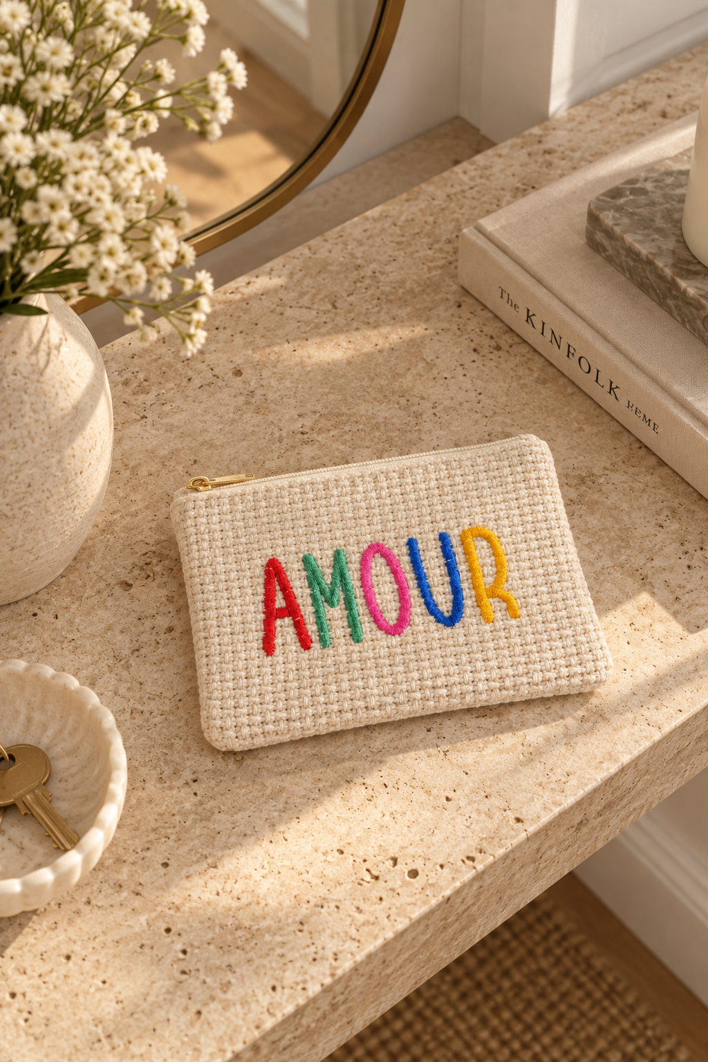 Raffia Amour Zip Bag