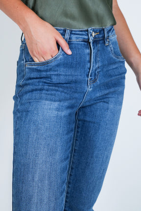 Slim Boyfriend Jean