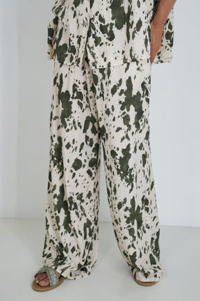 Olive Splash Print Pant