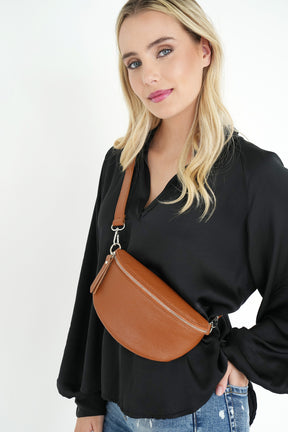 Brown Alex Moonbag