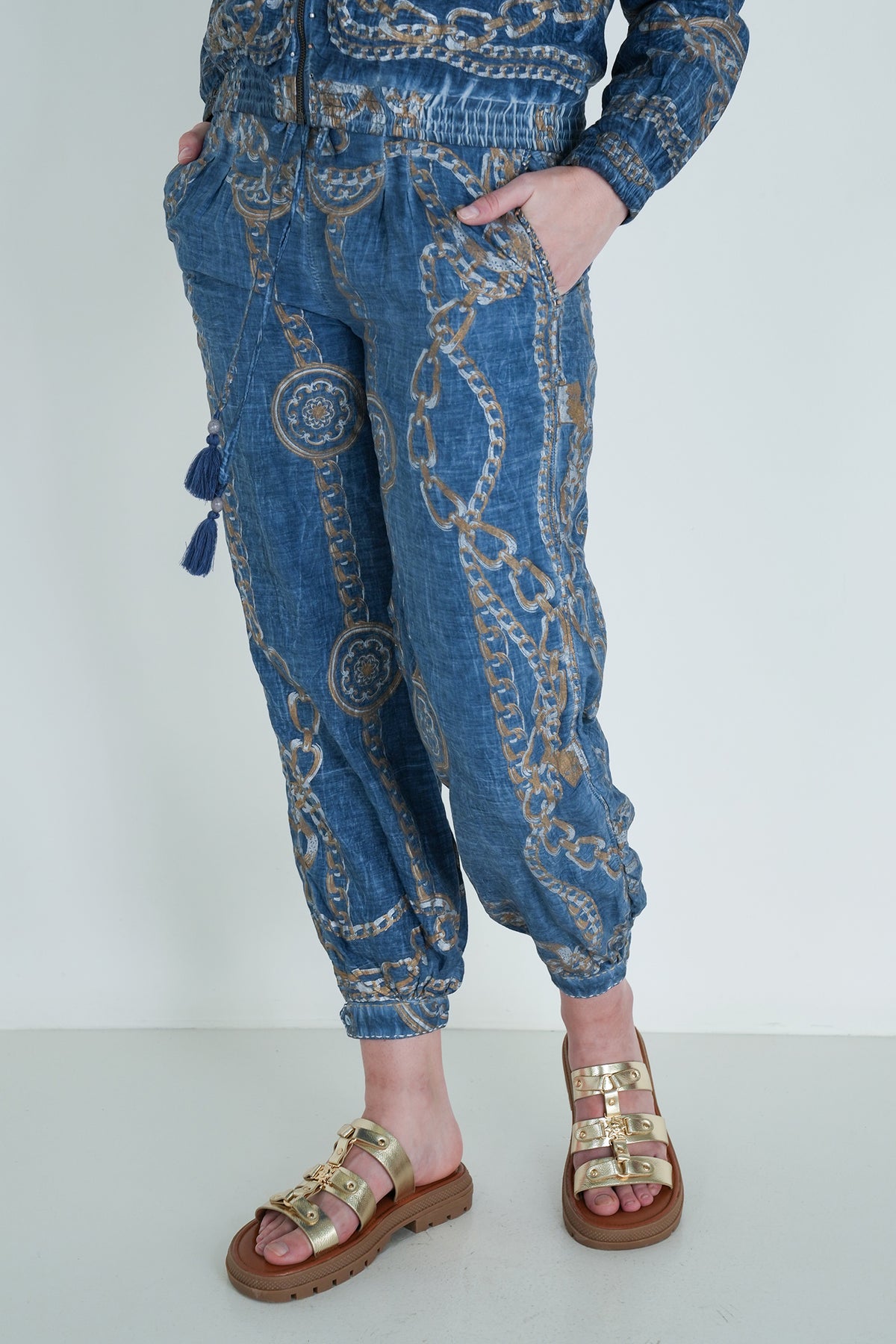 Denim Chain Cuffed Pant
