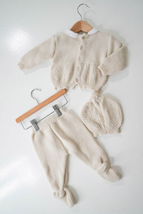 Beige Knit Newborn Set