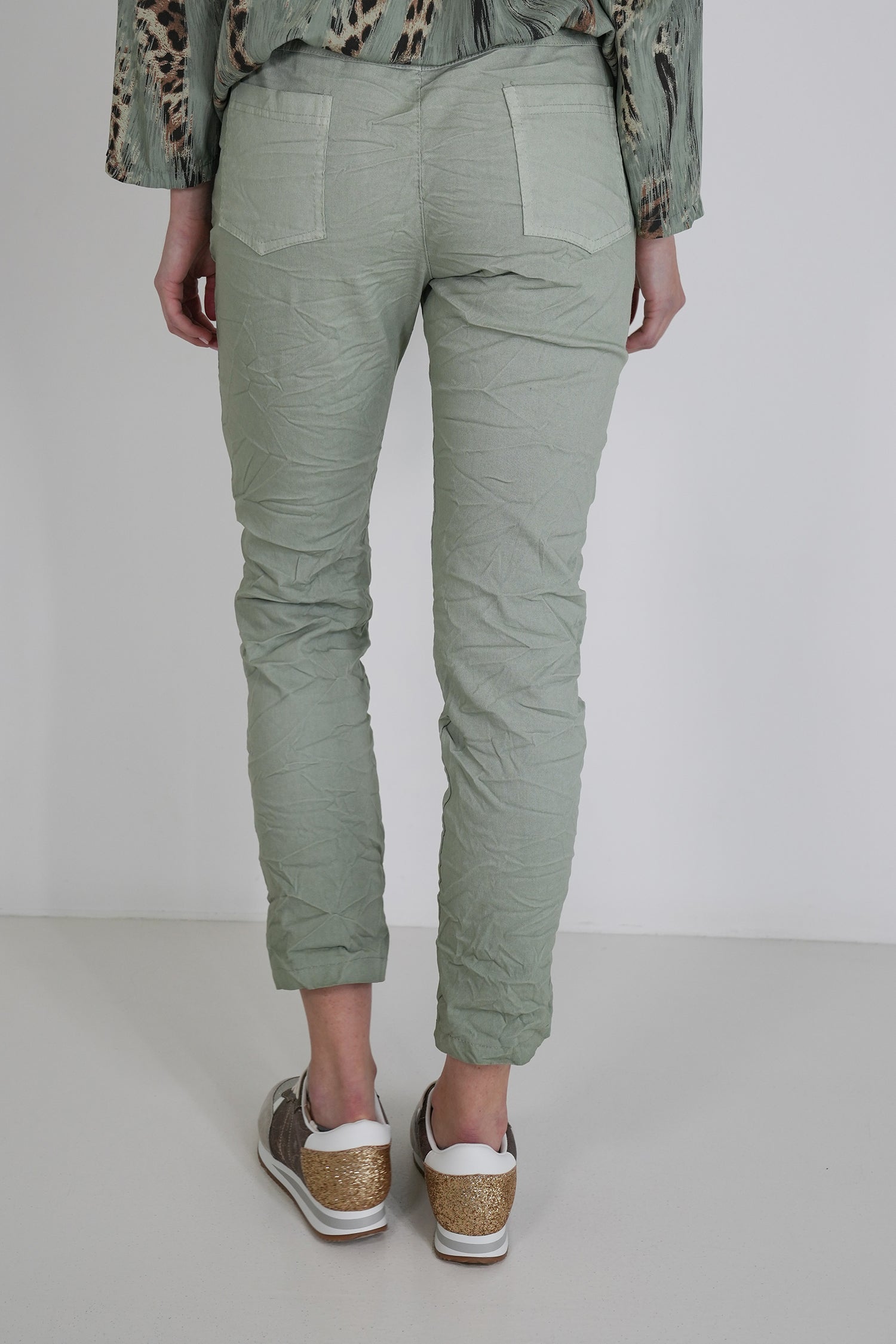 Olive Basic Jogger Pant