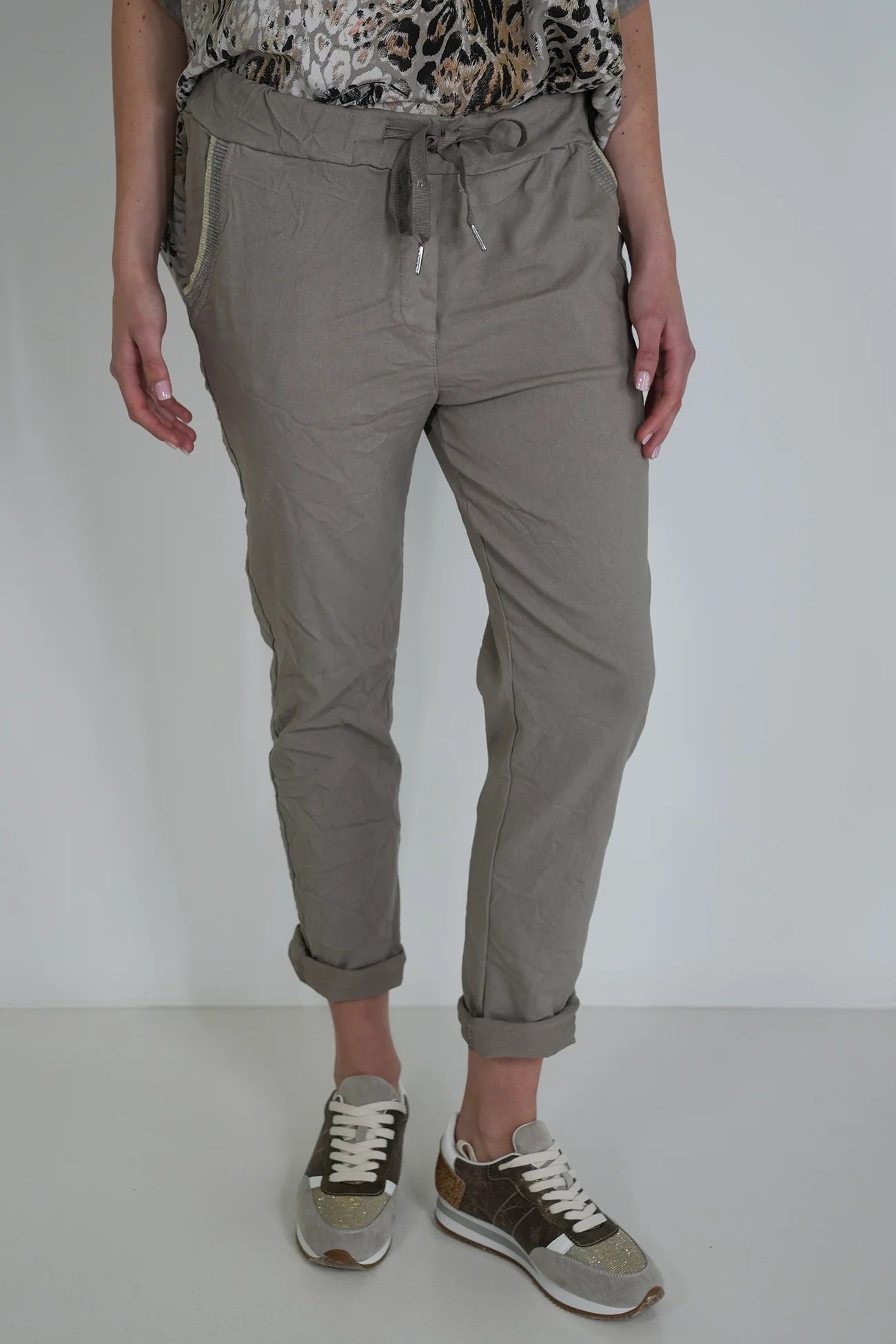 Taupe Ribbed Jogger Pant