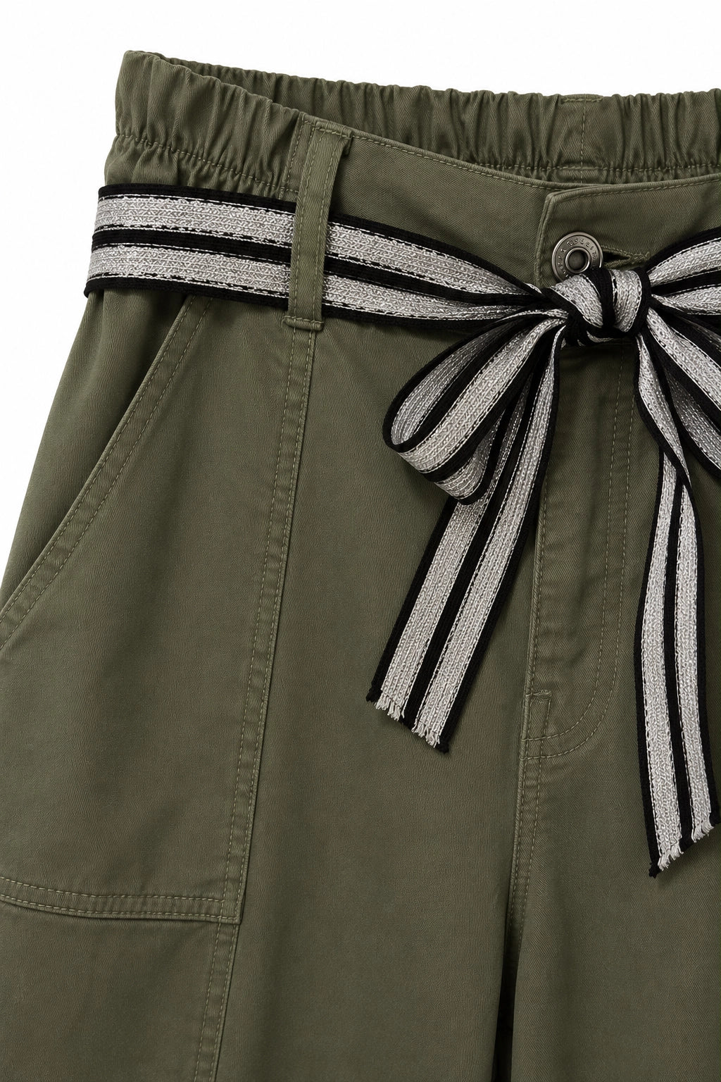 Khaki_cotton_barrel_pants_front_somethingpretty