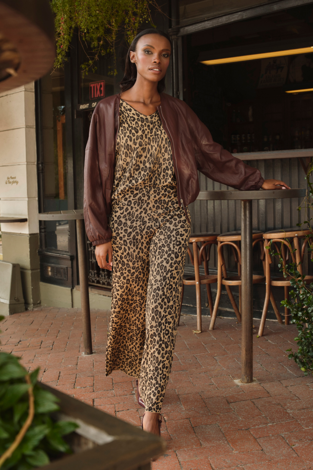 Leopard Sparkly Pant look