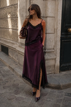 burgundy_lisa_skirt_front_somethingpretty