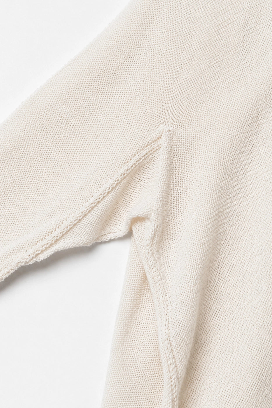 cream_annie_knit_lifestyle_somethingpretty