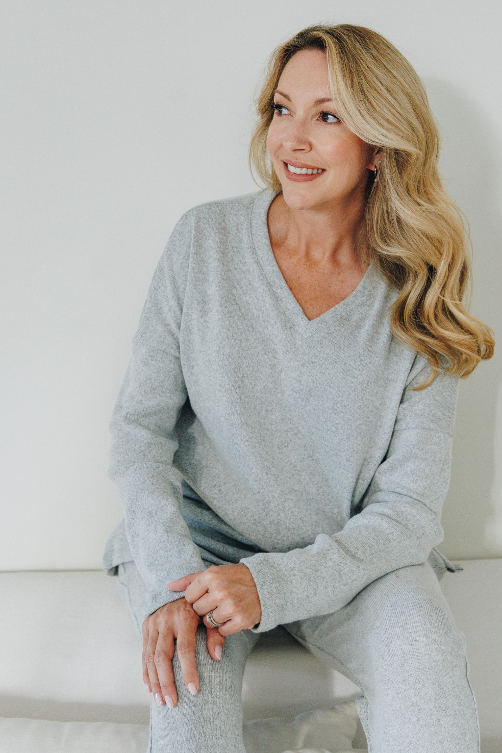 poppy_divine_grey_pj_set_somethingpretty1